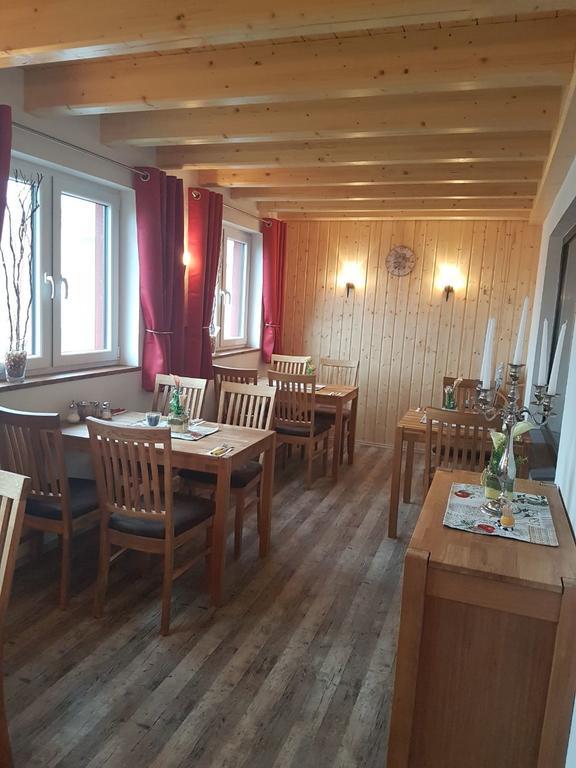 Claudias Wohlfuhlpension Willingen  Exteriör bild