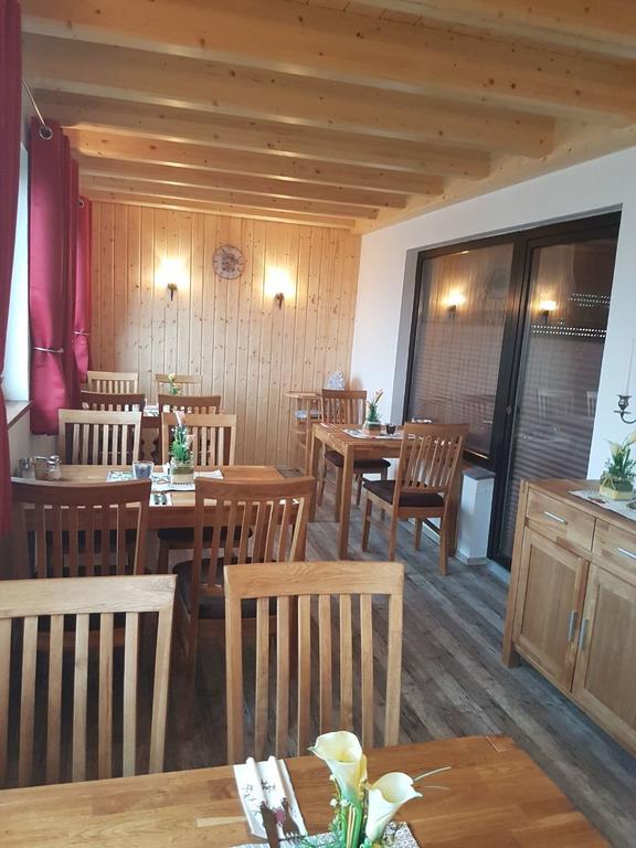 Claudias Wohlfuhlpension Willingen  Exteriör bild